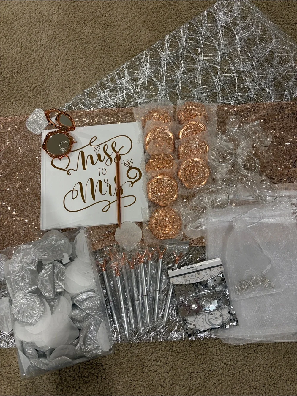 Party Decor Set in Rose Gold & White💝🤍💝